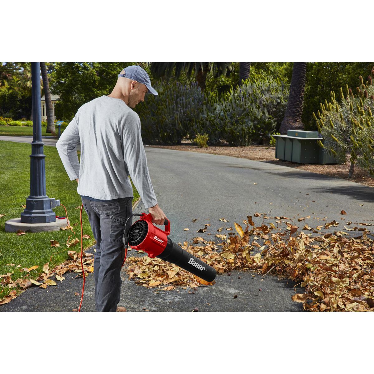 12 Amp 115 MPH 805 CFM Electric Blower L491130