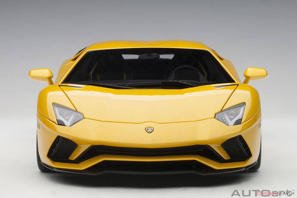 1/18 Model Car F678731