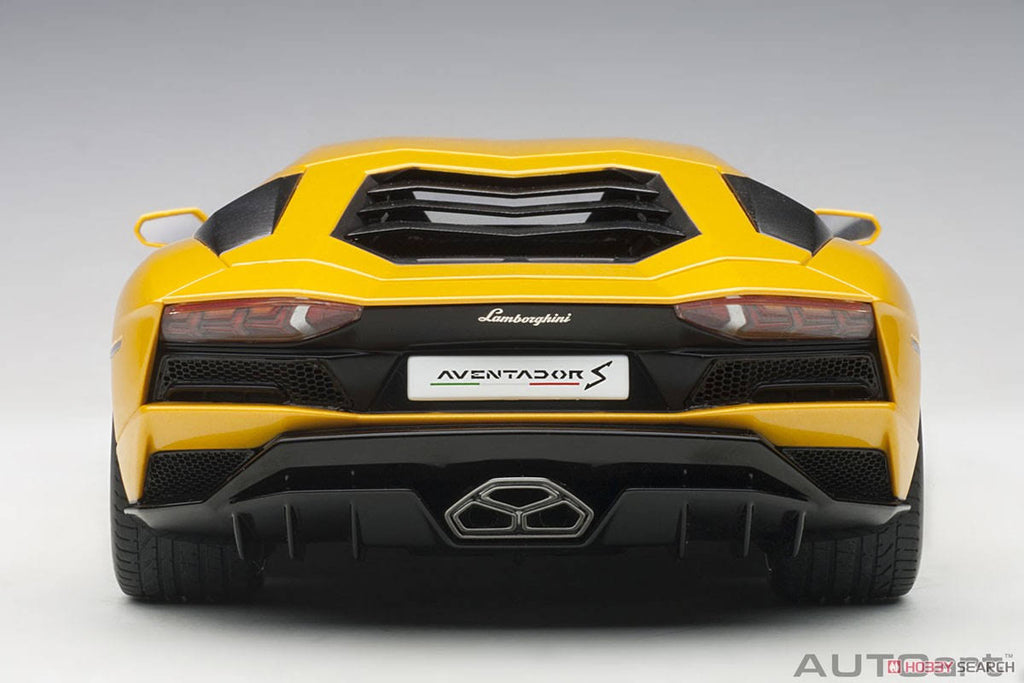 1/18 Model Car F678731