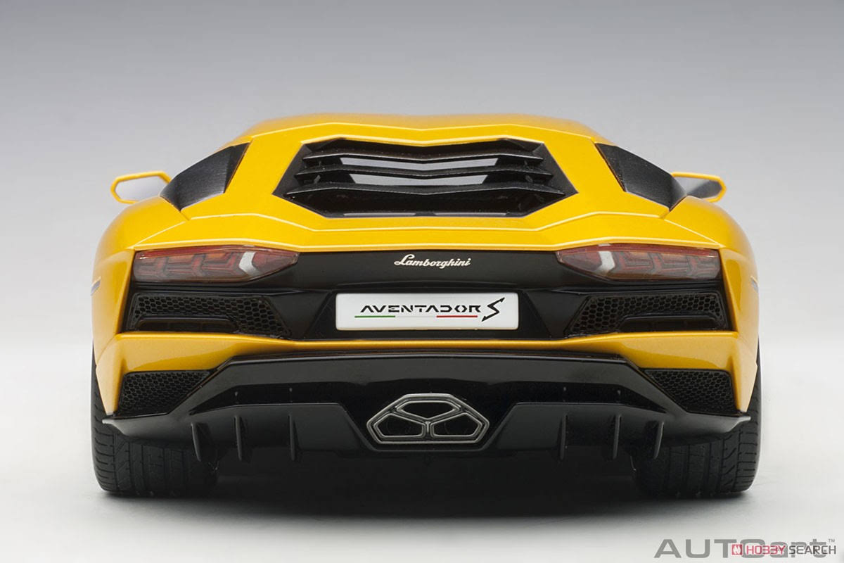 1/18 Model Car F678731